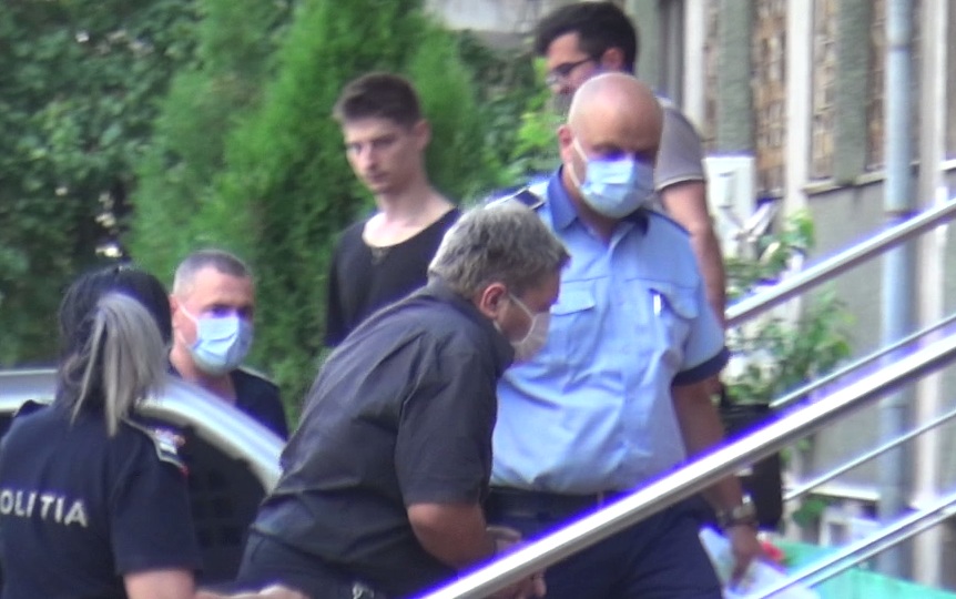 Olt Tv Pedofilul Din Drăgănești Olt După Gratii